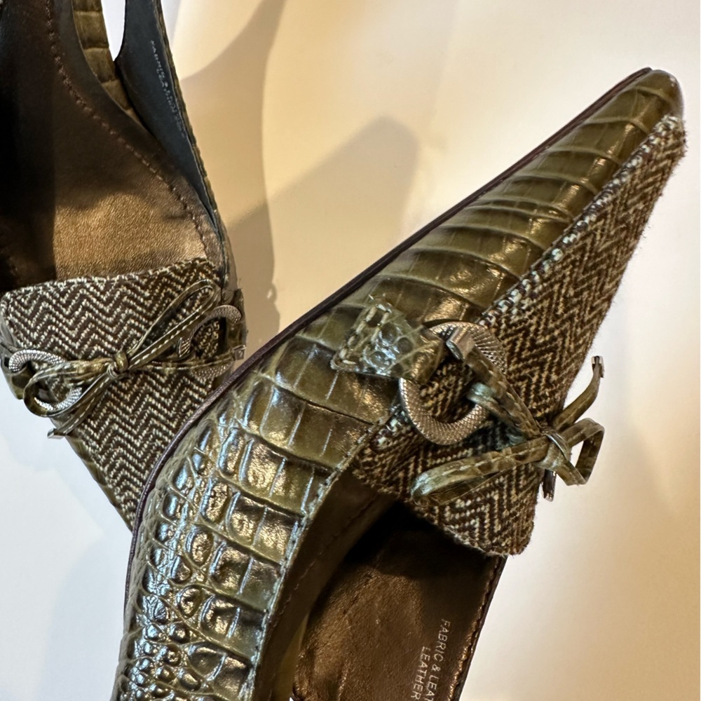 Ann Taylor Women's Snake Skin and Wool Herringbone Heel - Picture 7 of 7